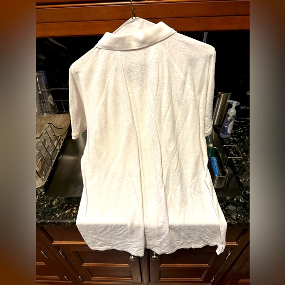 Armani A/X button-down short sleeved shirt with zippered pocket on left. Size XL - Picture 2 of 4